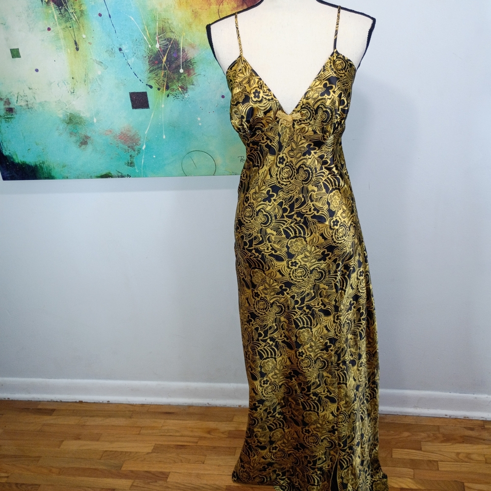 Black And Gold Sleeveless Floral Slip Maxi Nightgown